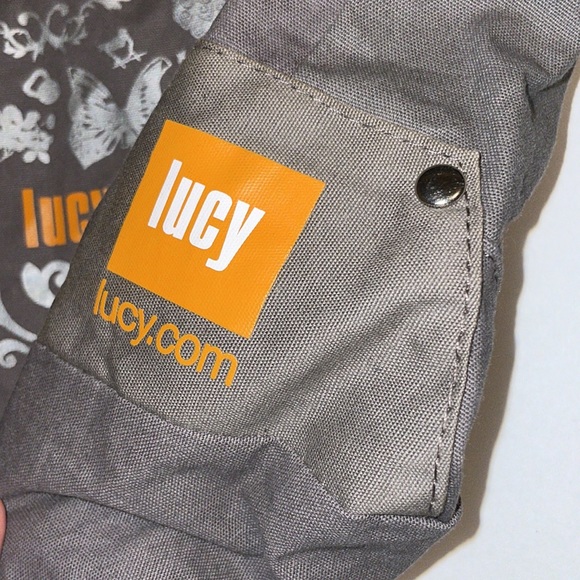 Lucy Tote w carry pouch - Picture 3 of 6